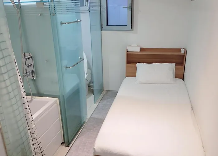 Hostal Look