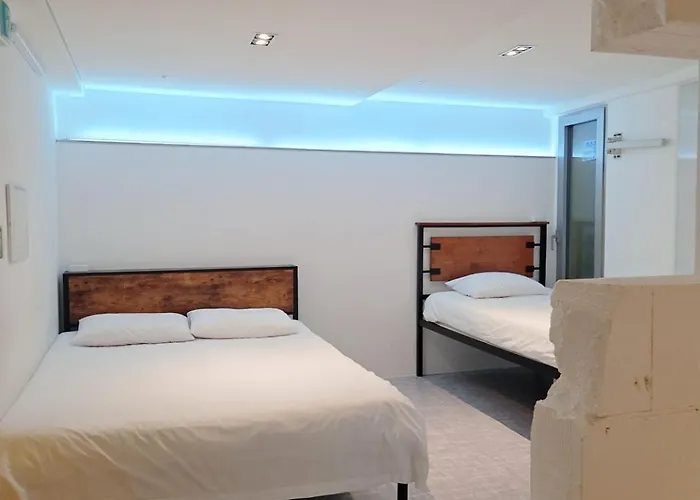 Look Hostal Seúl